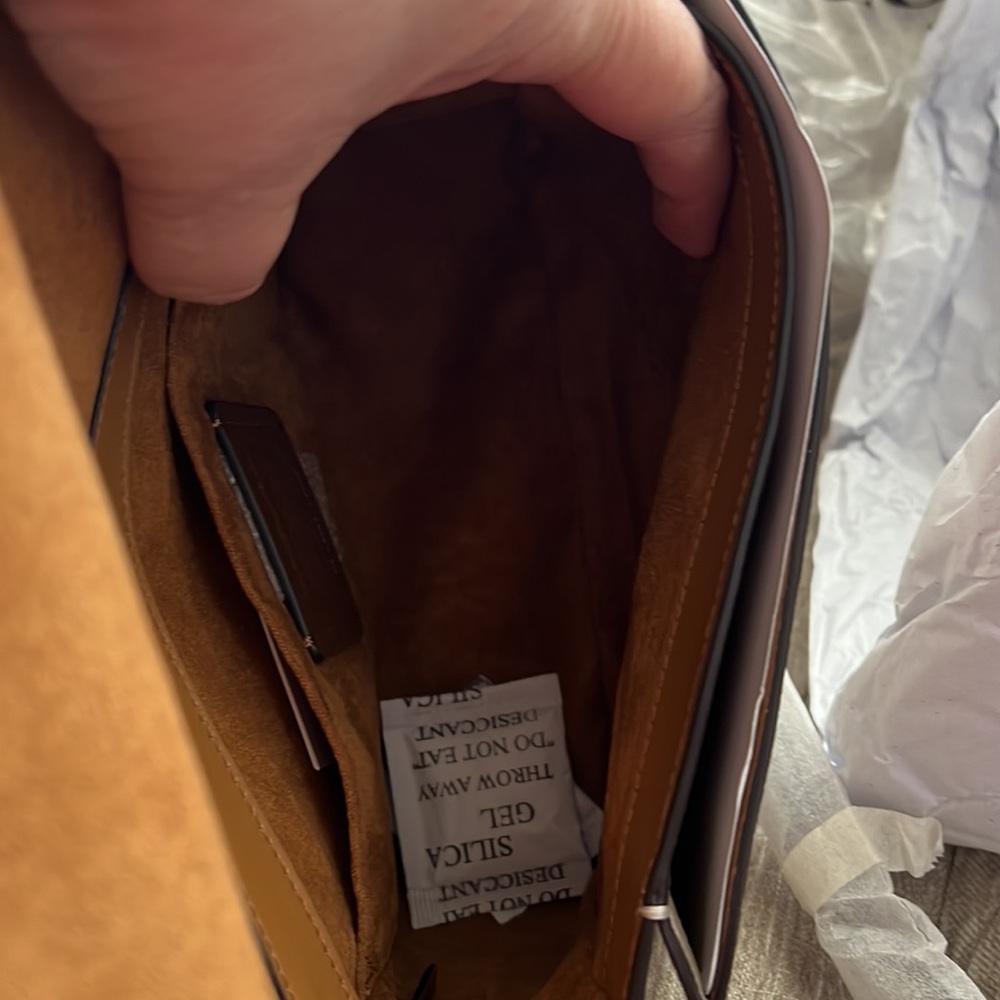 COACH Cassidy Crossbody in Chalk/Oxblood NWT - Picture 10 of 11